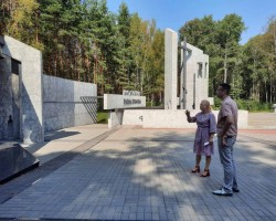 Главный редактор «Беларускага гістарычнага часопіса» ознакомился с историко-культурным потенциалом г. Светлогорска Главный редактор «Беларускага гістарычнага часопіса» ознакомился с историко-культурным потенциалом г. Светлогорска